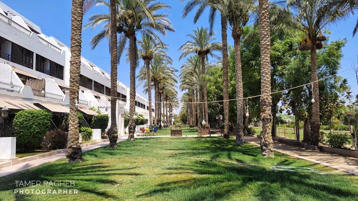 Six Corners Resort Abū Sulţān Екстериор снимка