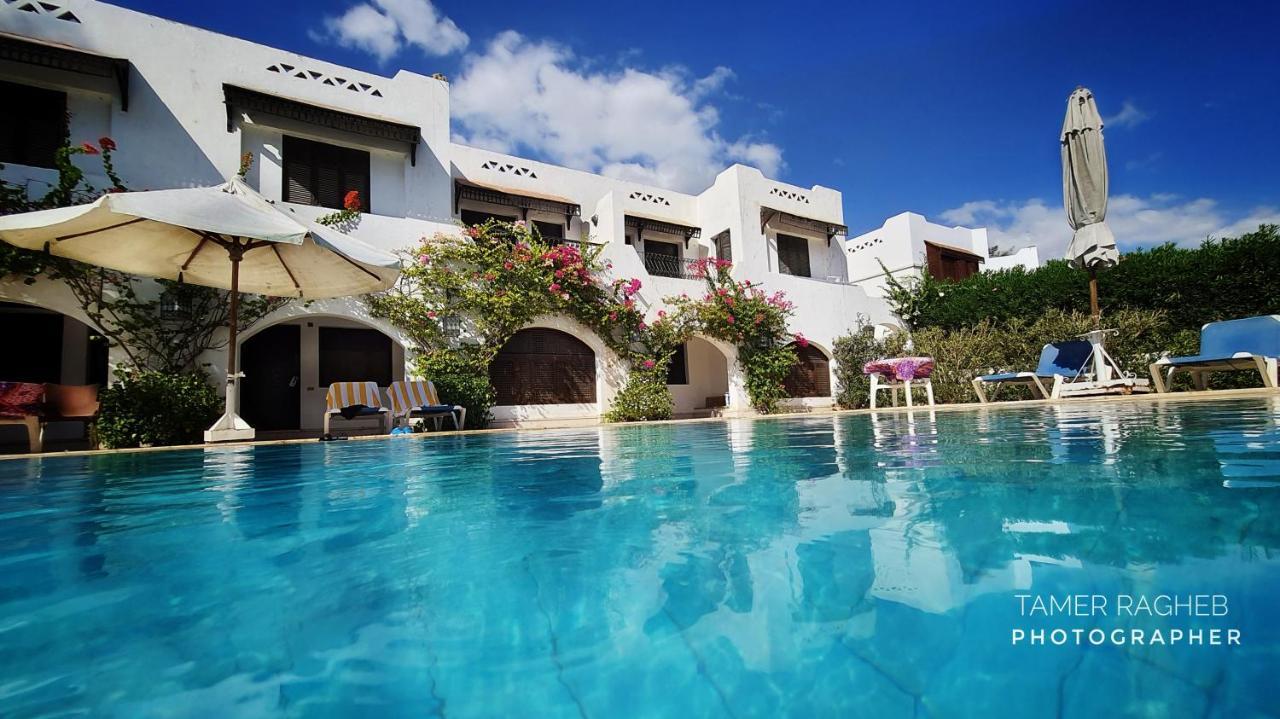 Six Corners Resort Abū Sulţān Екстериор снимка