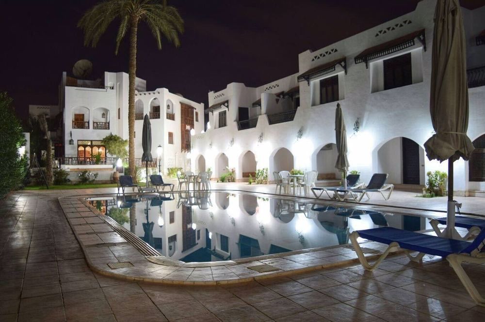 Six Corners Resort Abū Sulţān Екстериор снимка